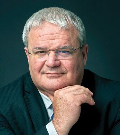 Pierre-BOULET-Novares-Group-CEO-650x433